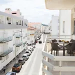 Apartment Casa Do Mike - Cozy 1 Bedroom Steps From The